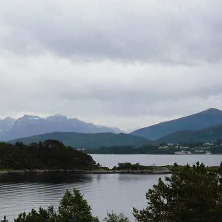 Volsdalen Κάμπινγκ 2*
